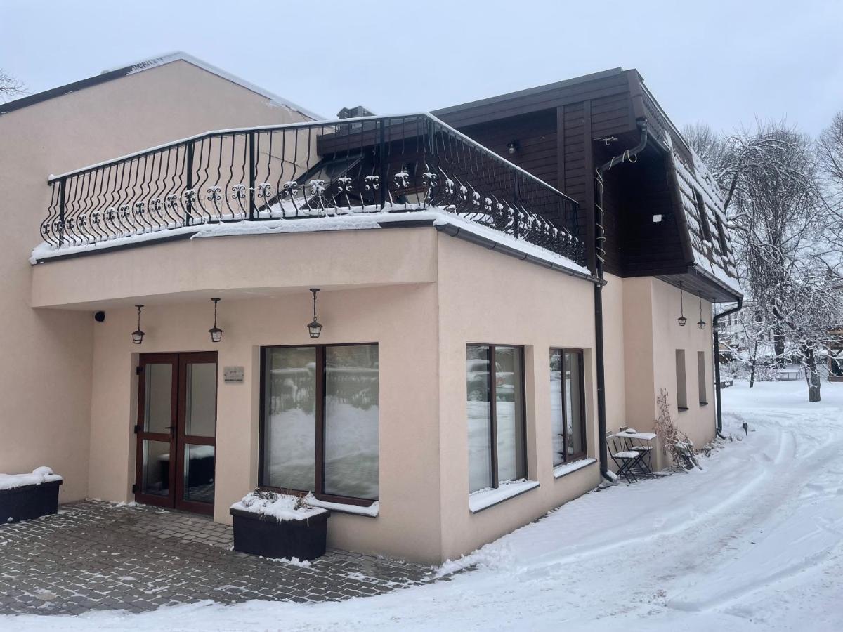 Park Apartments Валмиера Экстерьер фото