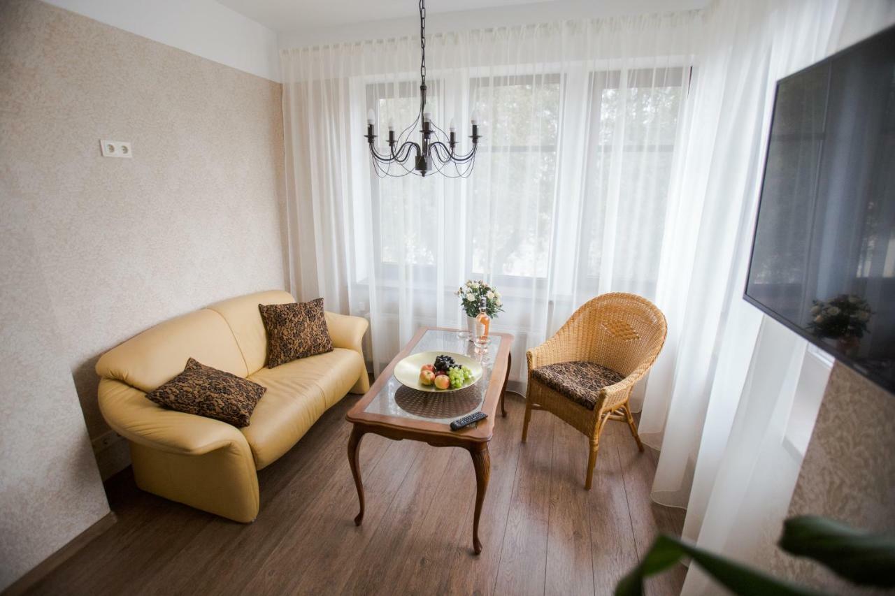 Park Apartments Валмиера Экстерьер фото