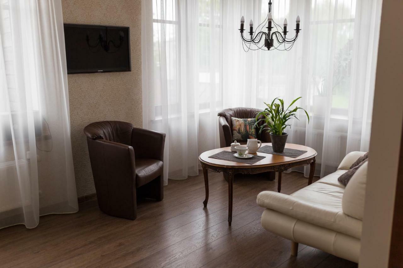 Park Apartments Валмиера Экстерьер фото